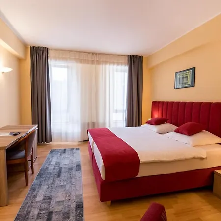 Perla 4*
